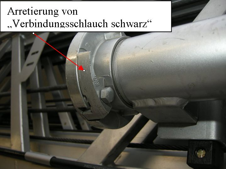 verbindungsschlauch_schwarz_arretierung.jpg